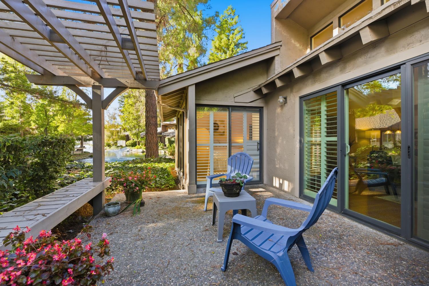 1833 Edgebrook Dr #A, Modesto, CA 95354