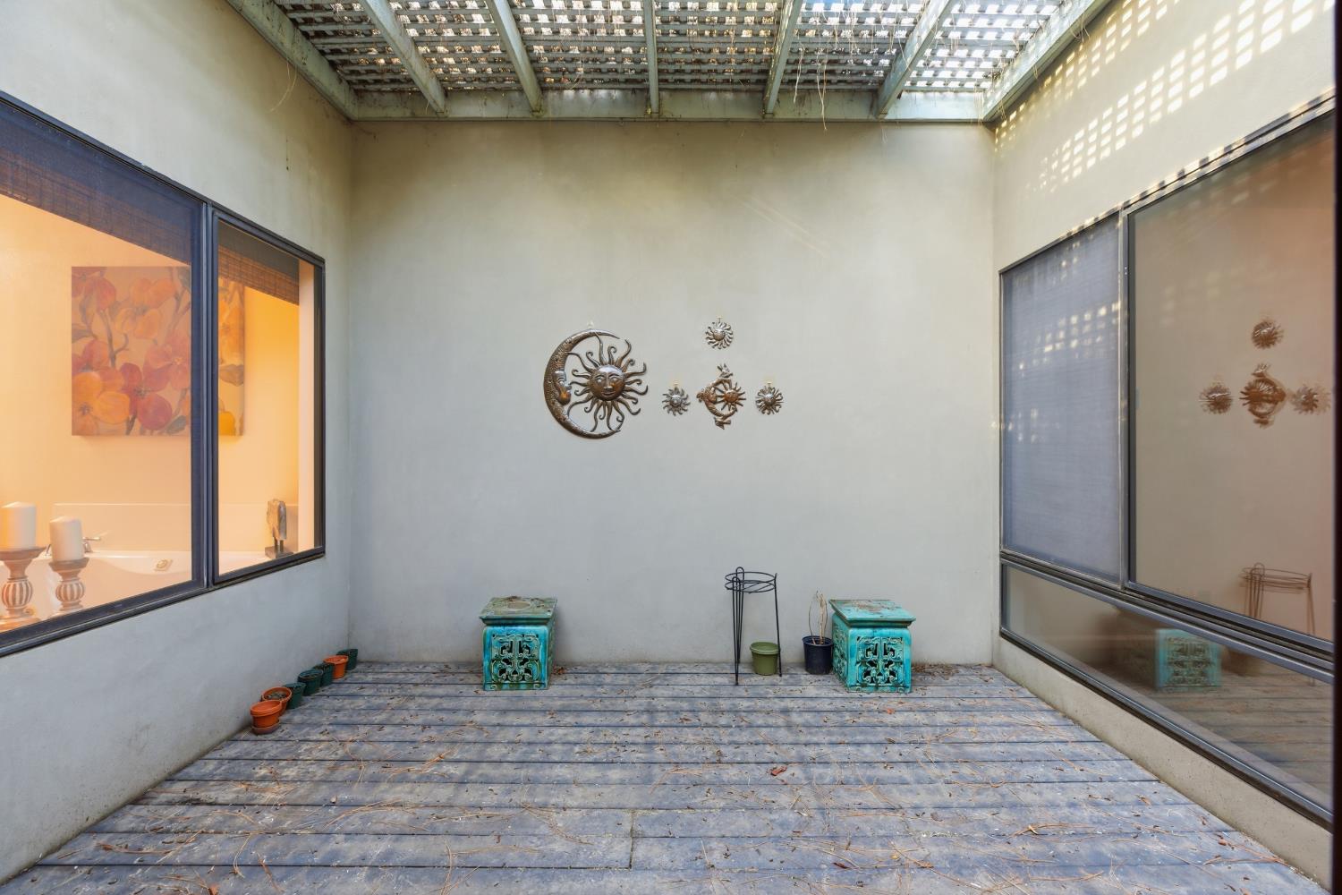 1833 Edgebrook Dr #A, Modesto, CA 95354