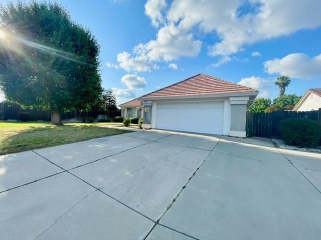 1899 Chelsea Ct, Atwater, CA 95301