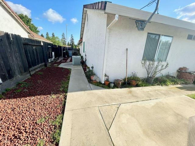 1899 Chelsea Ct, Atwater, CA 95301