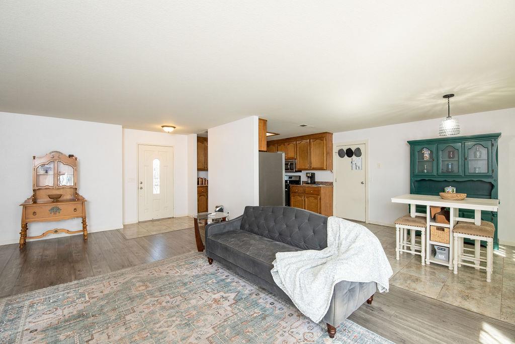 5819 Terminal Ave, Riverbank, CA 95367