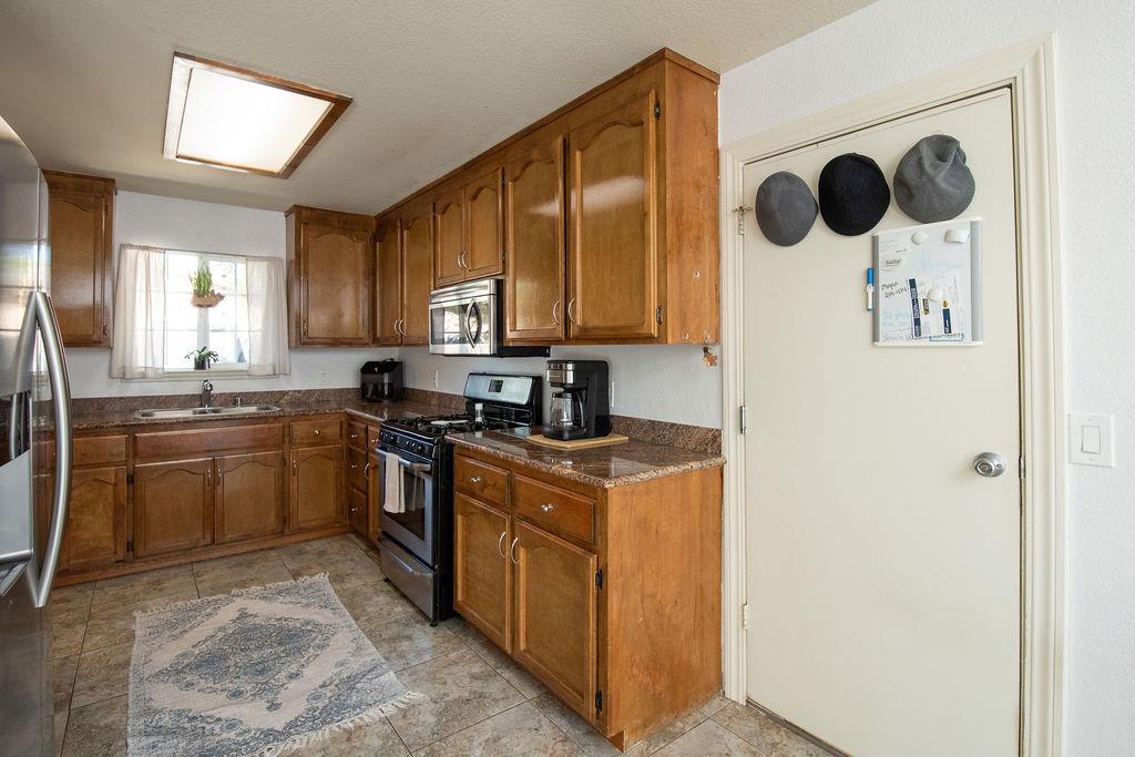 5819 Terminal Ave, Riverbank, CA 95367