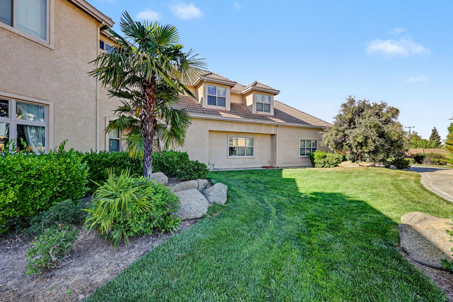 8499 Monte Cristo Ave, Livingston, CA 95334