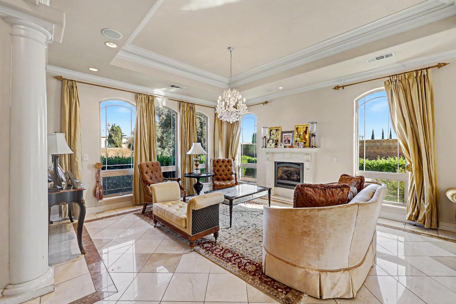 8499 Monte Cristo Ave, Livingston, CA 95334