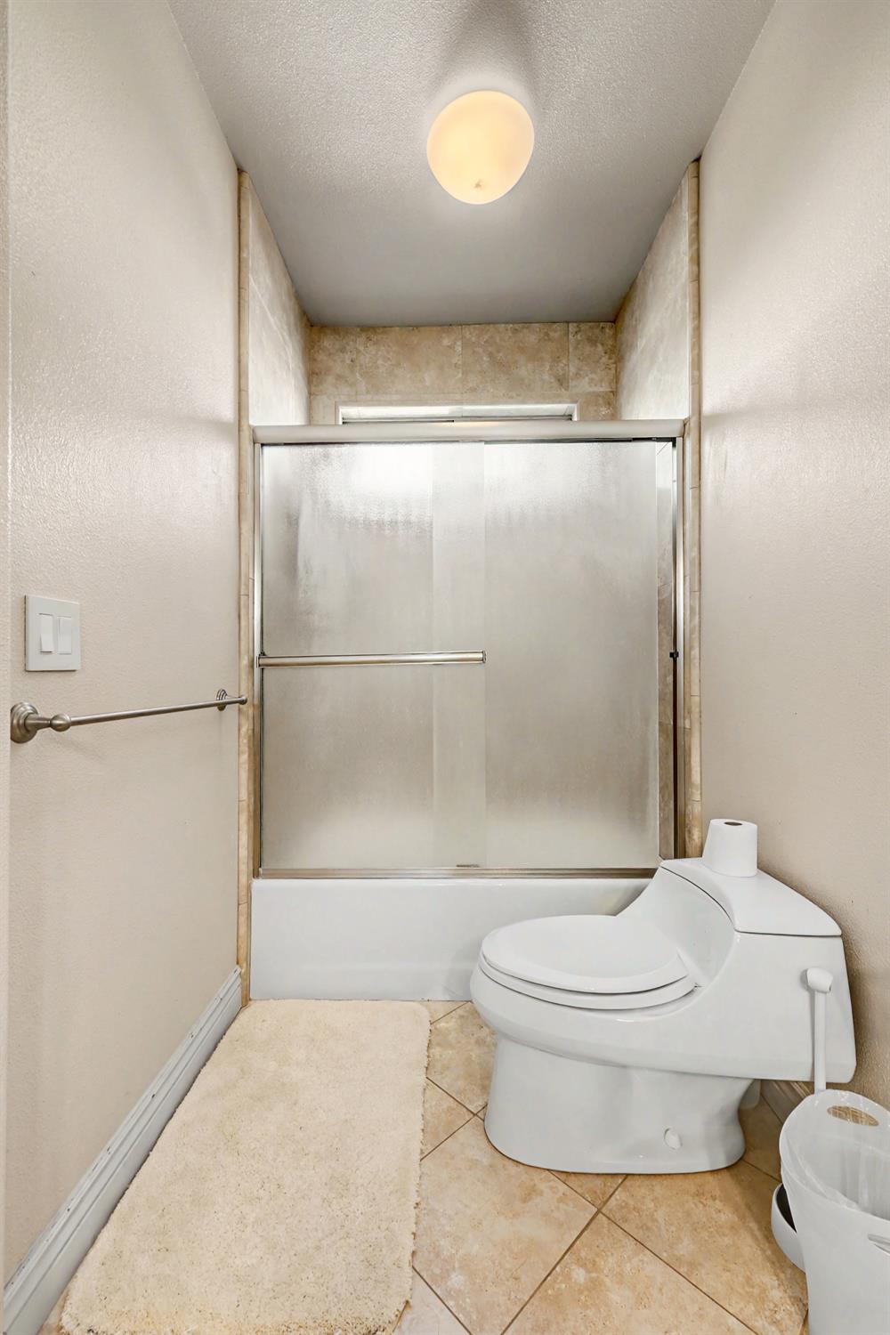 8499 Monte Cristo Ave, Livingston, CA 95334