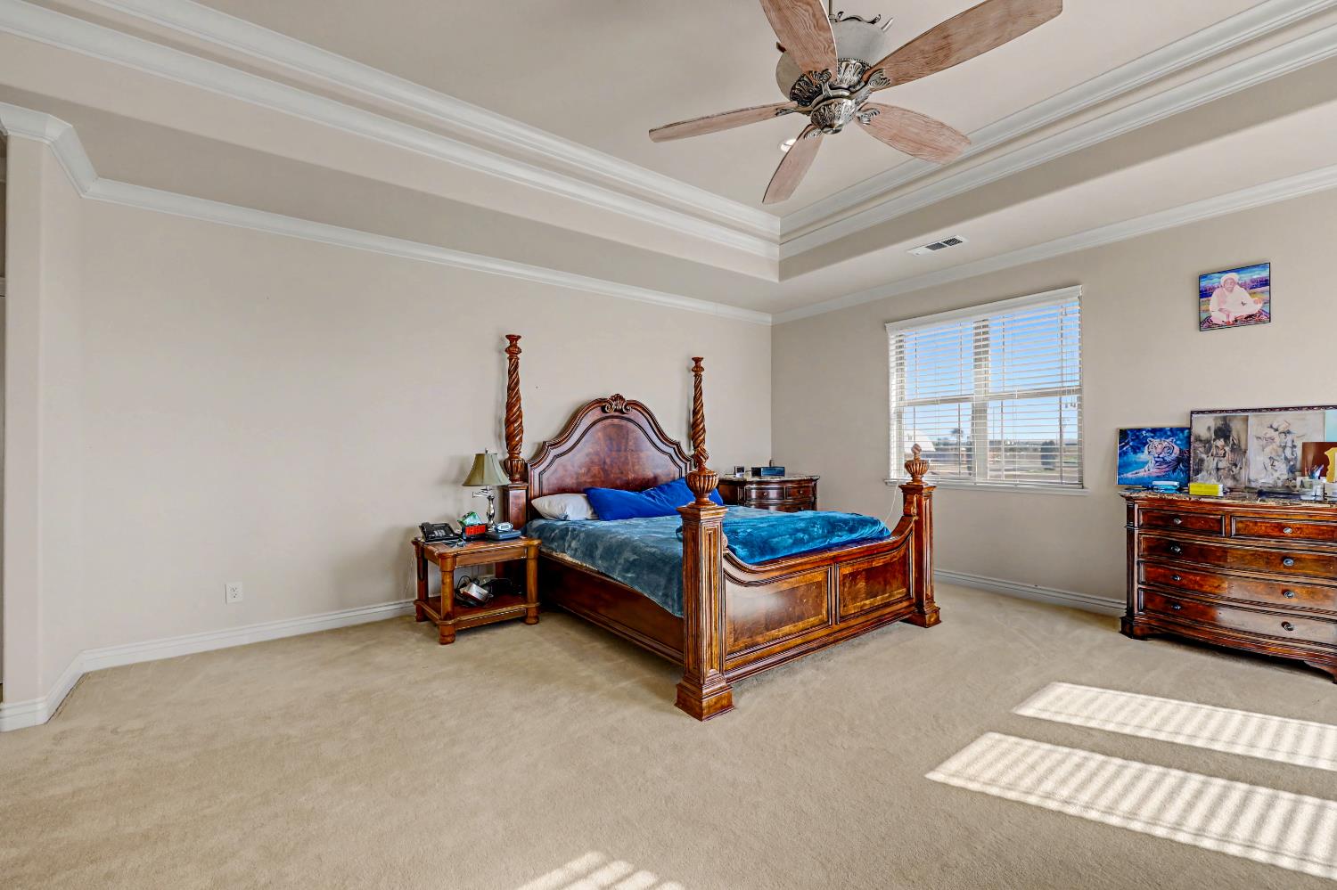 8499 Monte Cristo Ave, Livingston, CA 95334