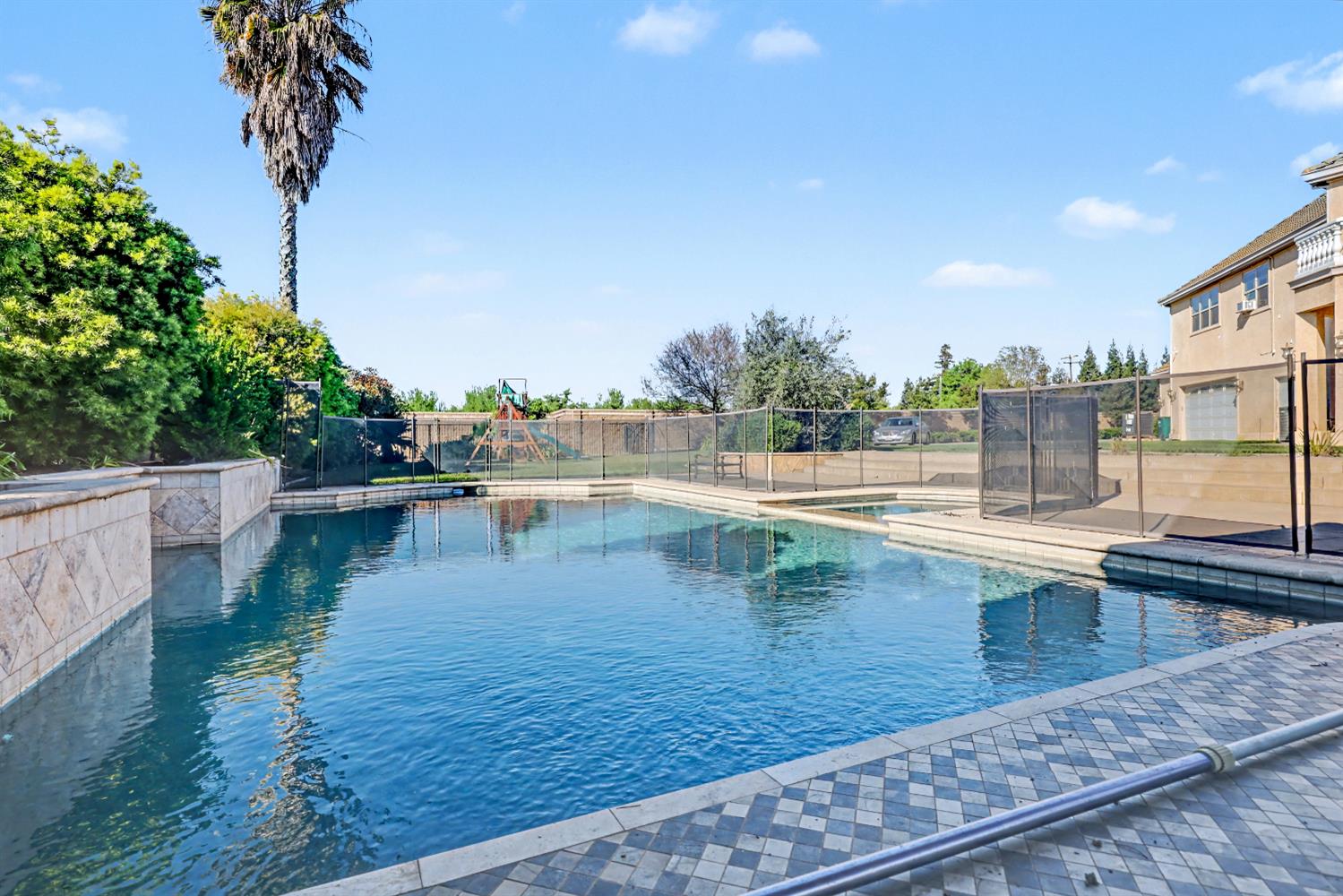 8499 Monte Cristo Ave, Livingston, CA 95334