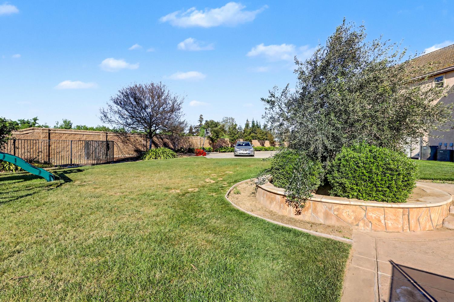 8499 Monte Cristo Ave, Livingston, CA 95334