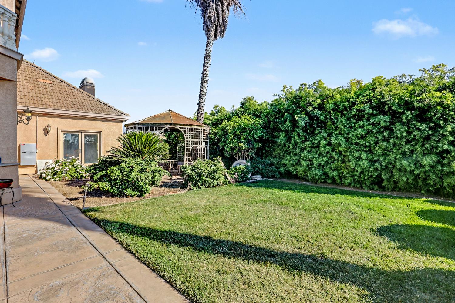 8499 Monte Cristo Ave, Livingston, CA 95334