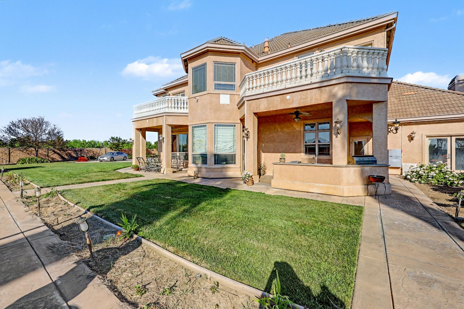 8499 Monte Cristo Ave, Livingston, CA 95334