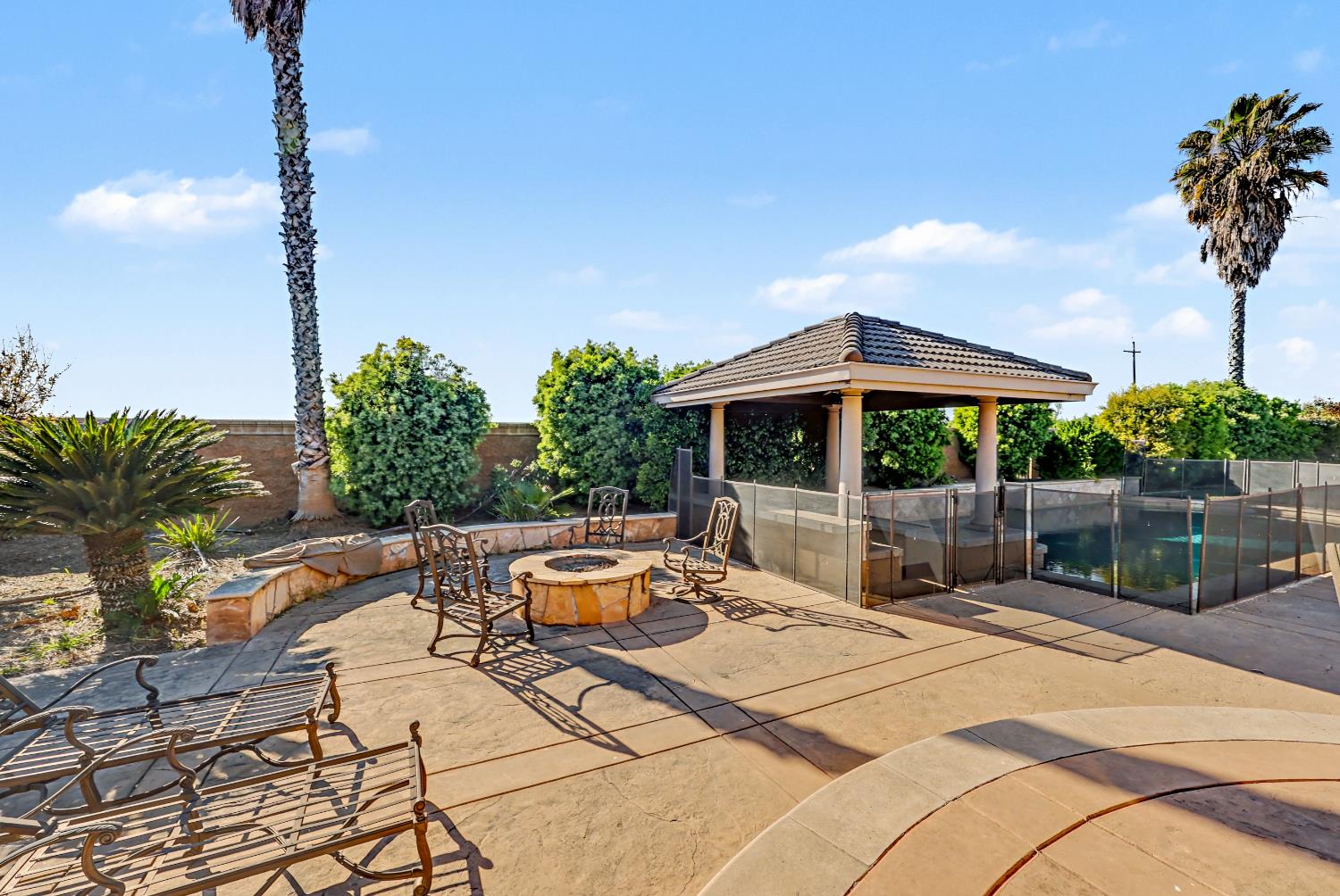 8499 Monte Cristo Ave, Livingston, CA 95334