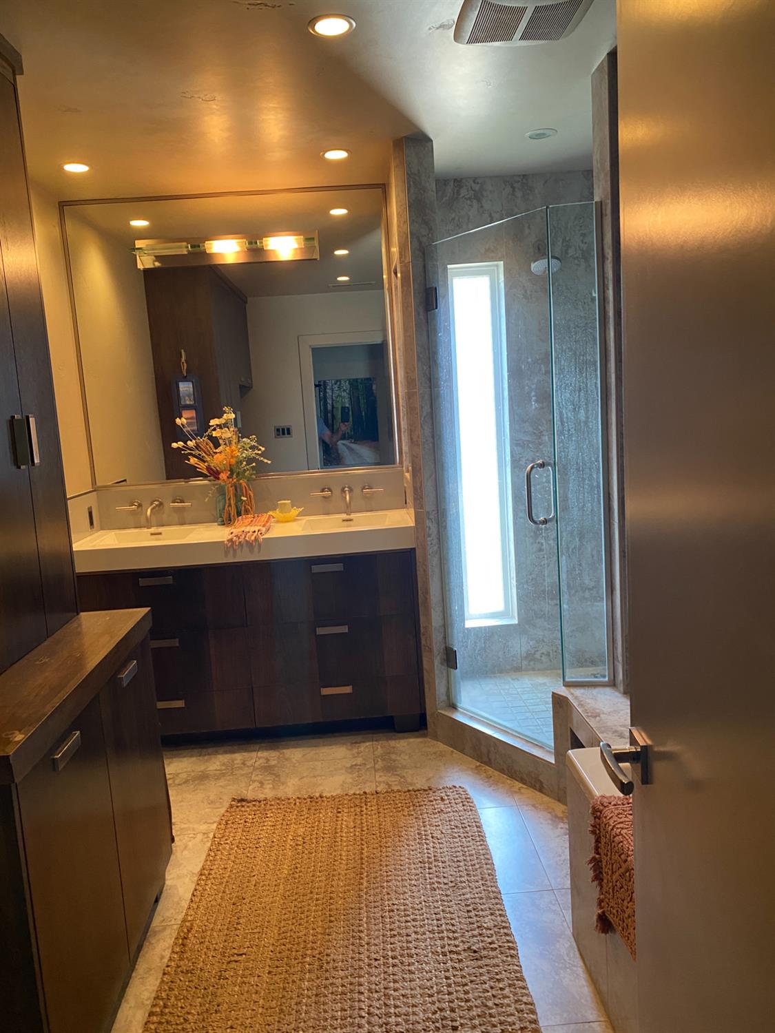 821 High St, Modesto, CA 95354