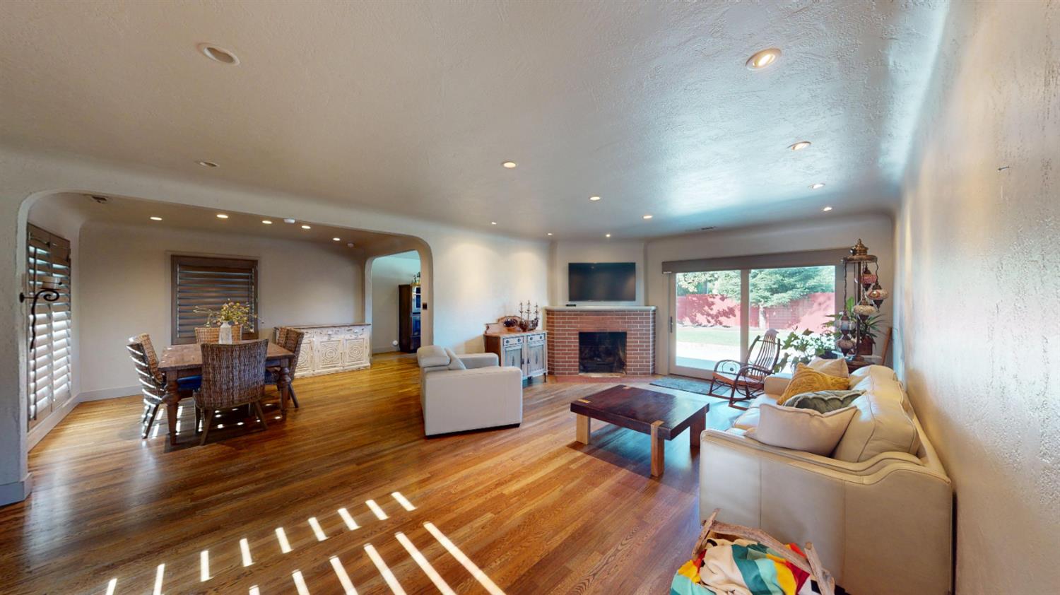 821 High St, Modesto, CA 95354