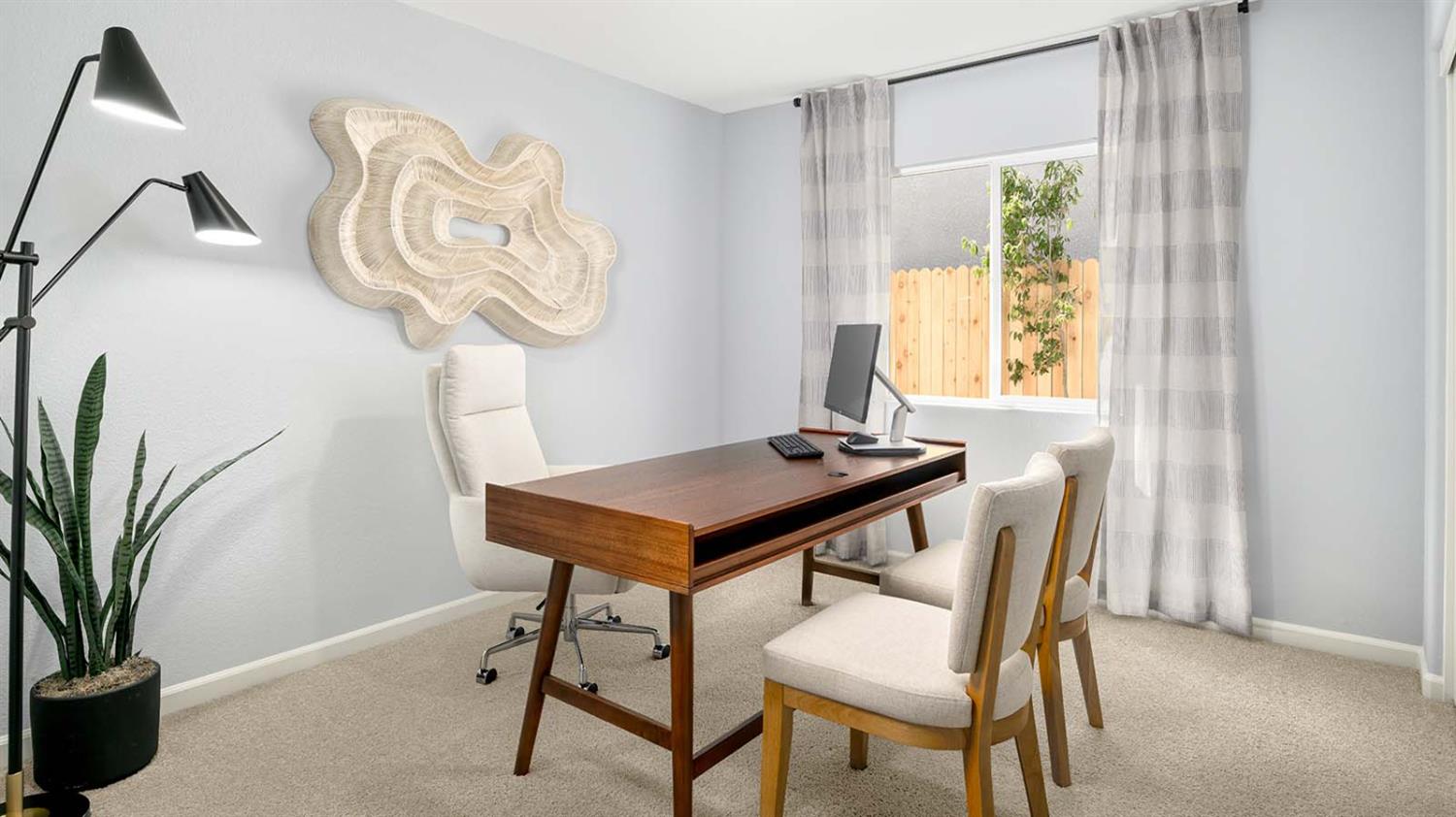 1649 Pacific Dr, Los Banos, CA 93635