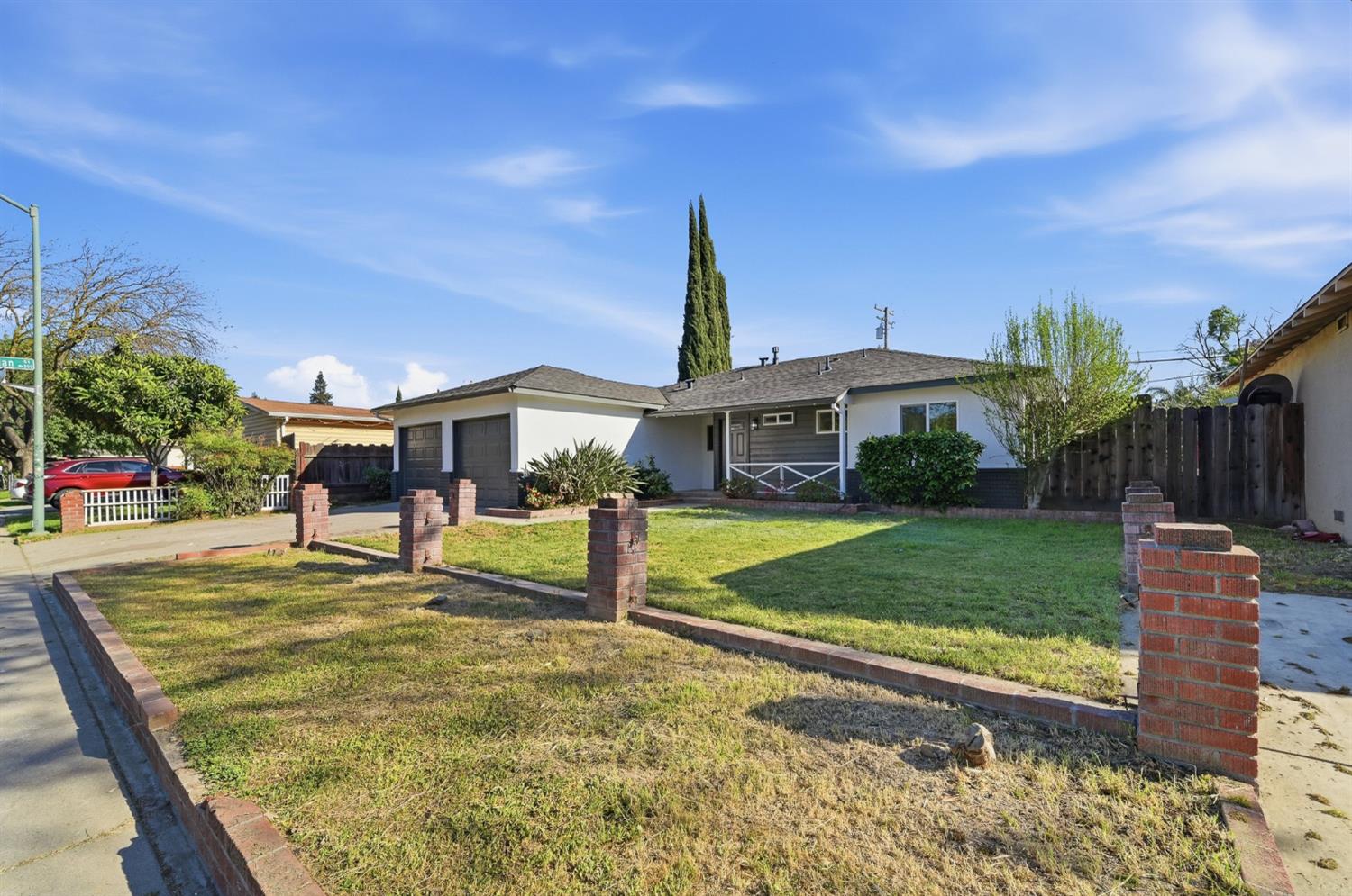 1626 Vicksburg St, Modesto, CA 95351