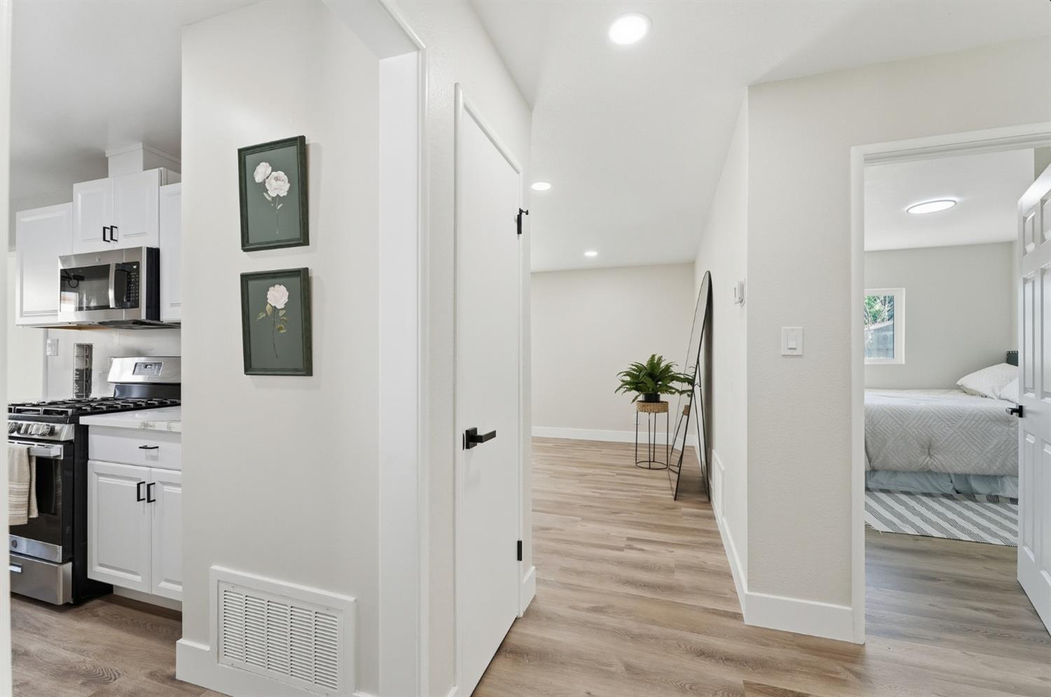 1626 Vicksburg St, Modesto, CA 95351