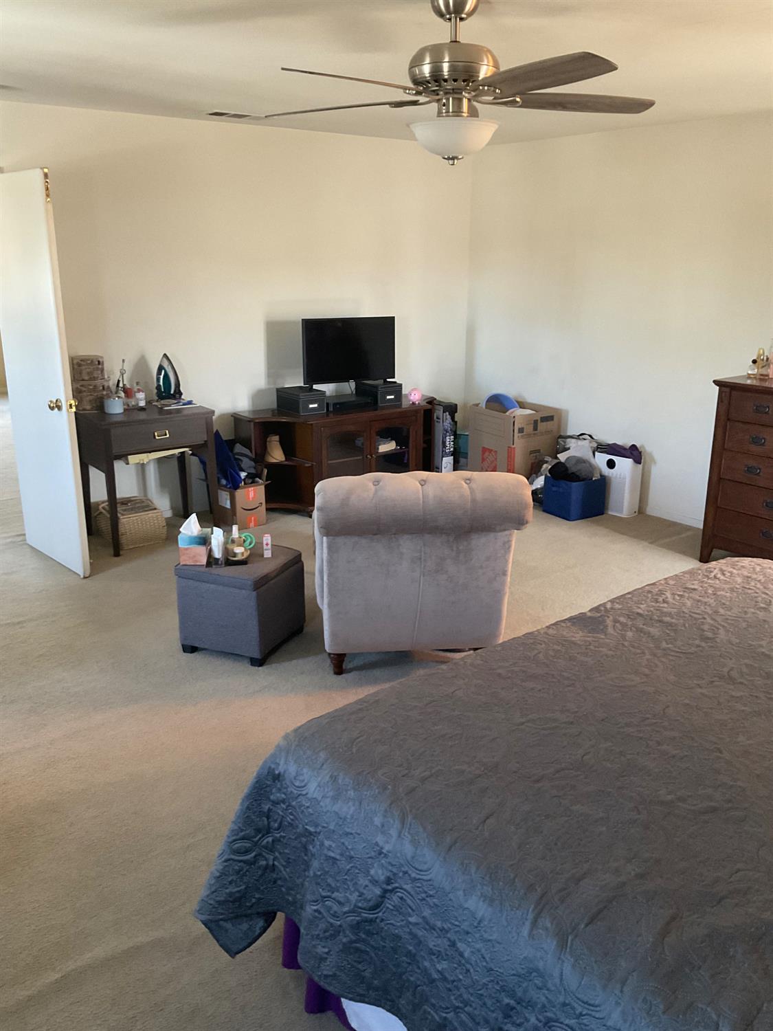 1880 Lane Ct, Los Banos, CA 93635