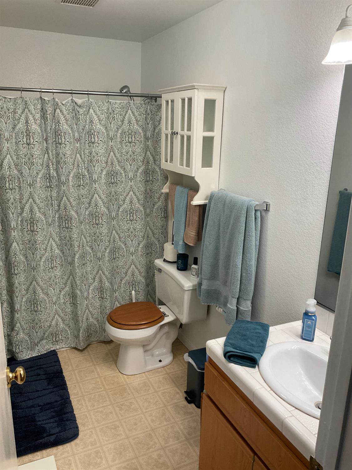 1880 Lane Ct, Los Banos, CA 93635