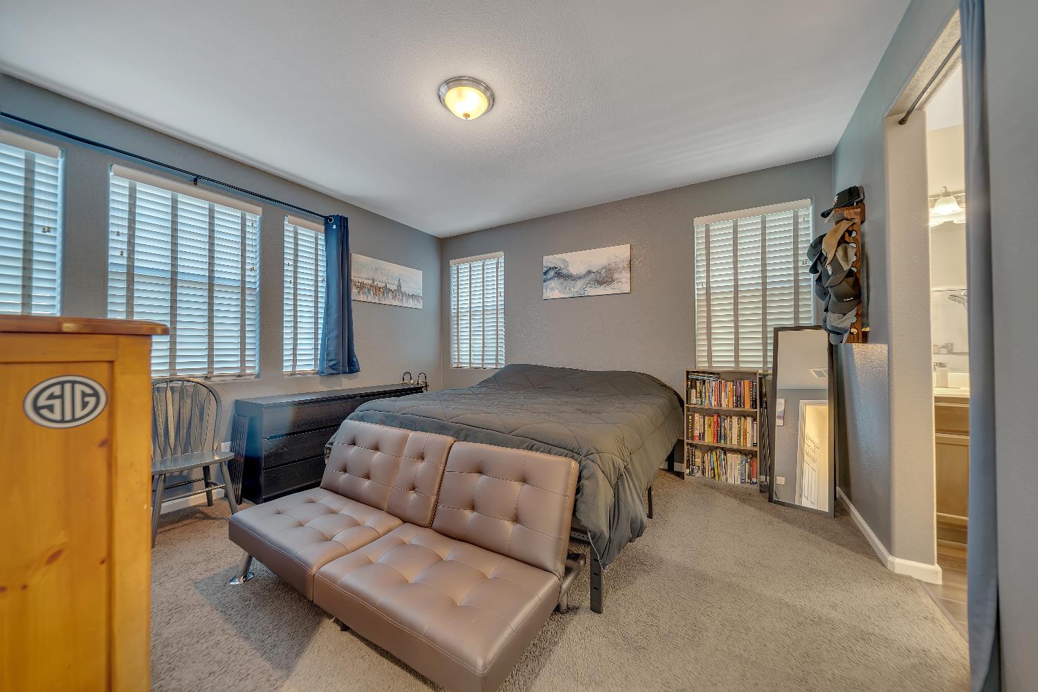 844 Castellona Dr, Newman, CA 95360