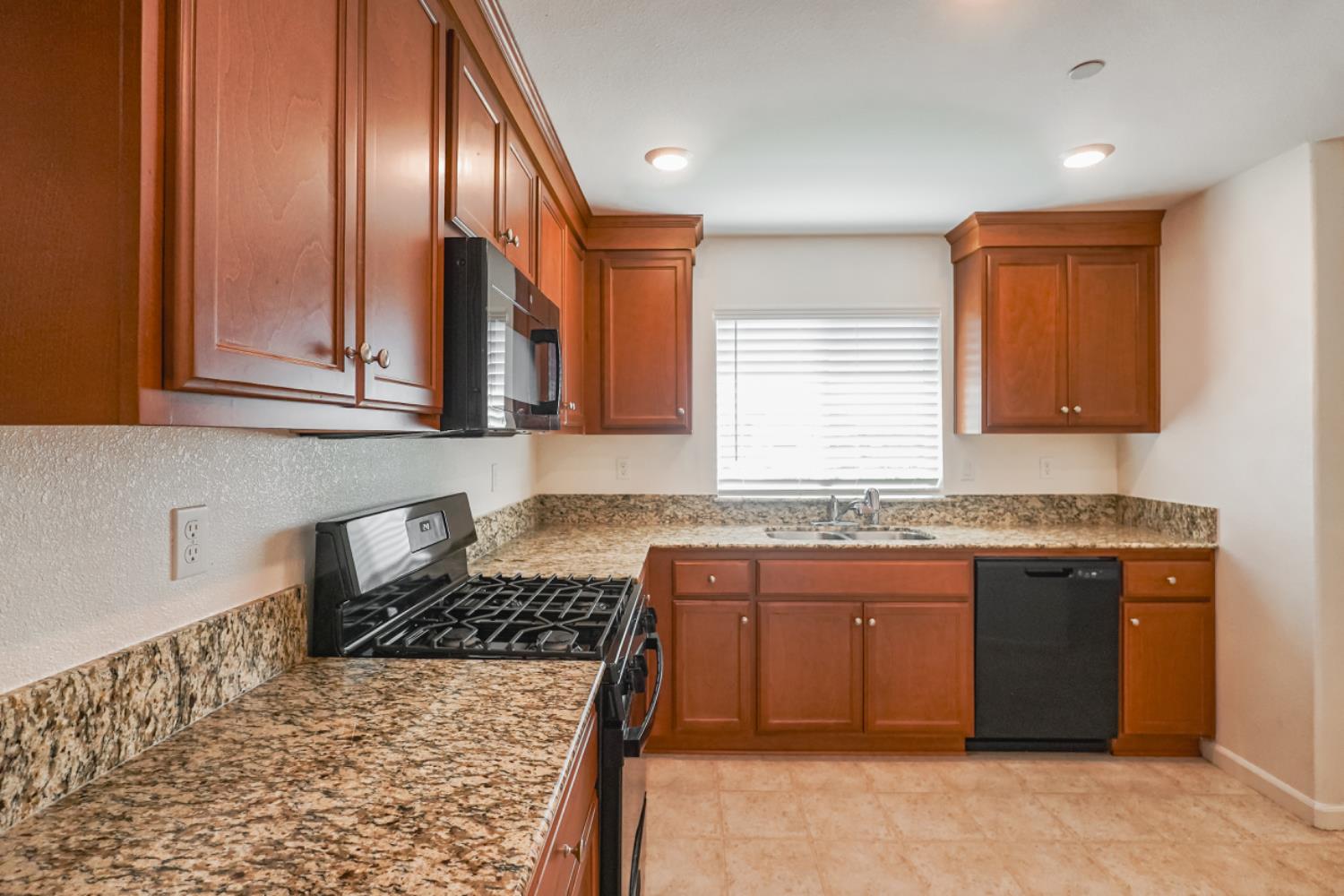 797 Marcus Ct, Merced, CA 95341