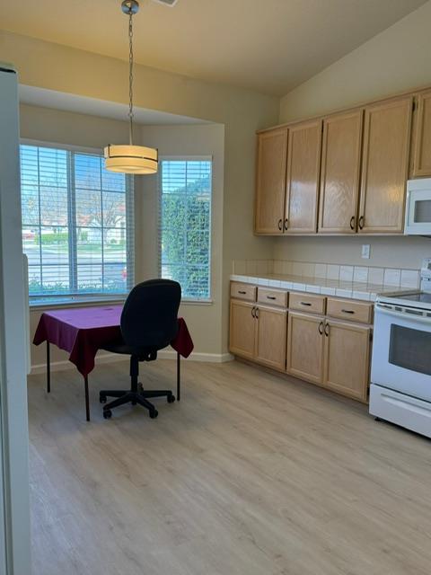 954 Avenida Real, Ceres, CA 95307