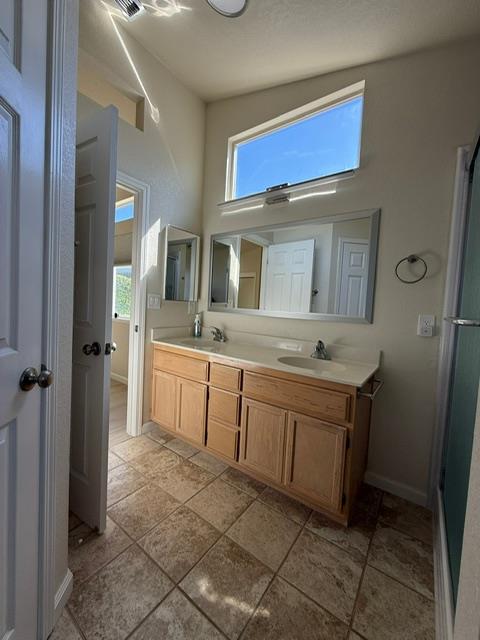 954 Avenida Real, Ceres, CA 95307