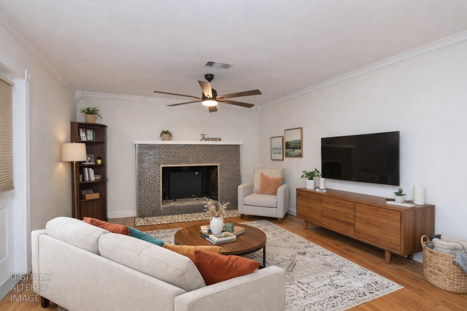 1709 Brenda Way, Turlock, CA 95382