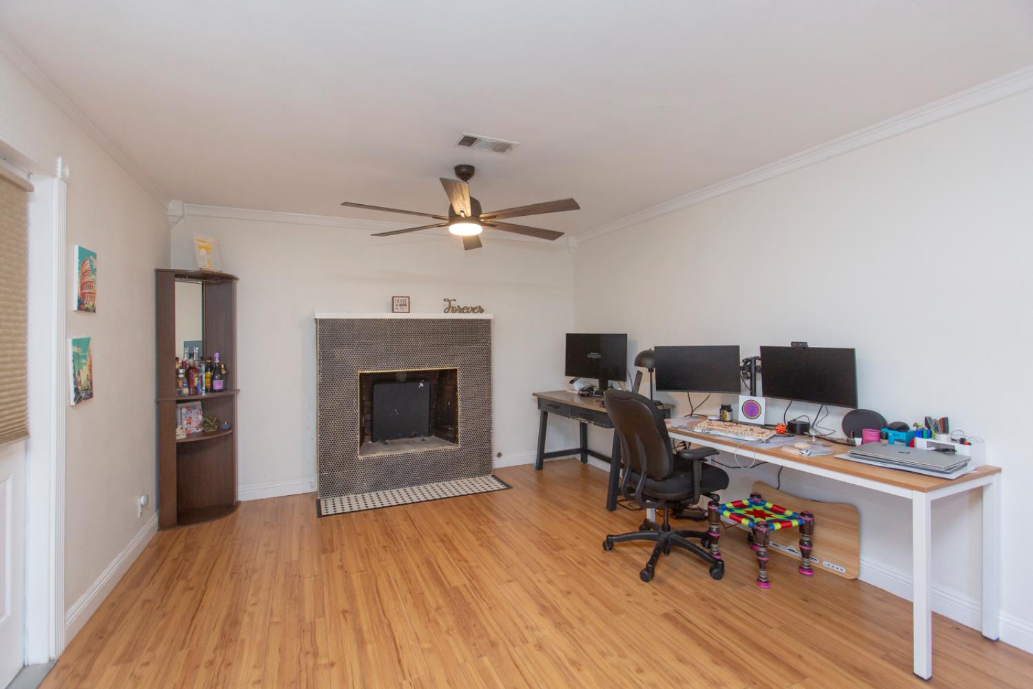 1709 Brenda Way, Turlock, CA 95382