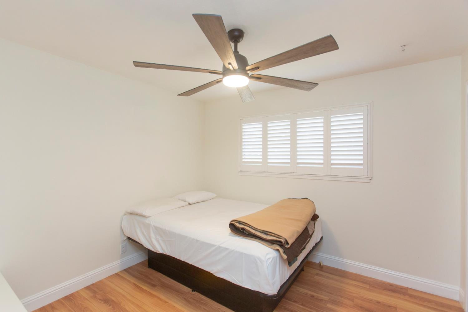 1709 Brenda Way, Turlock, CA 95382