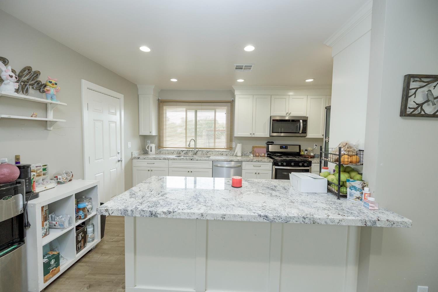 8712 Yosemite Blvd, Modesto, CA 95357