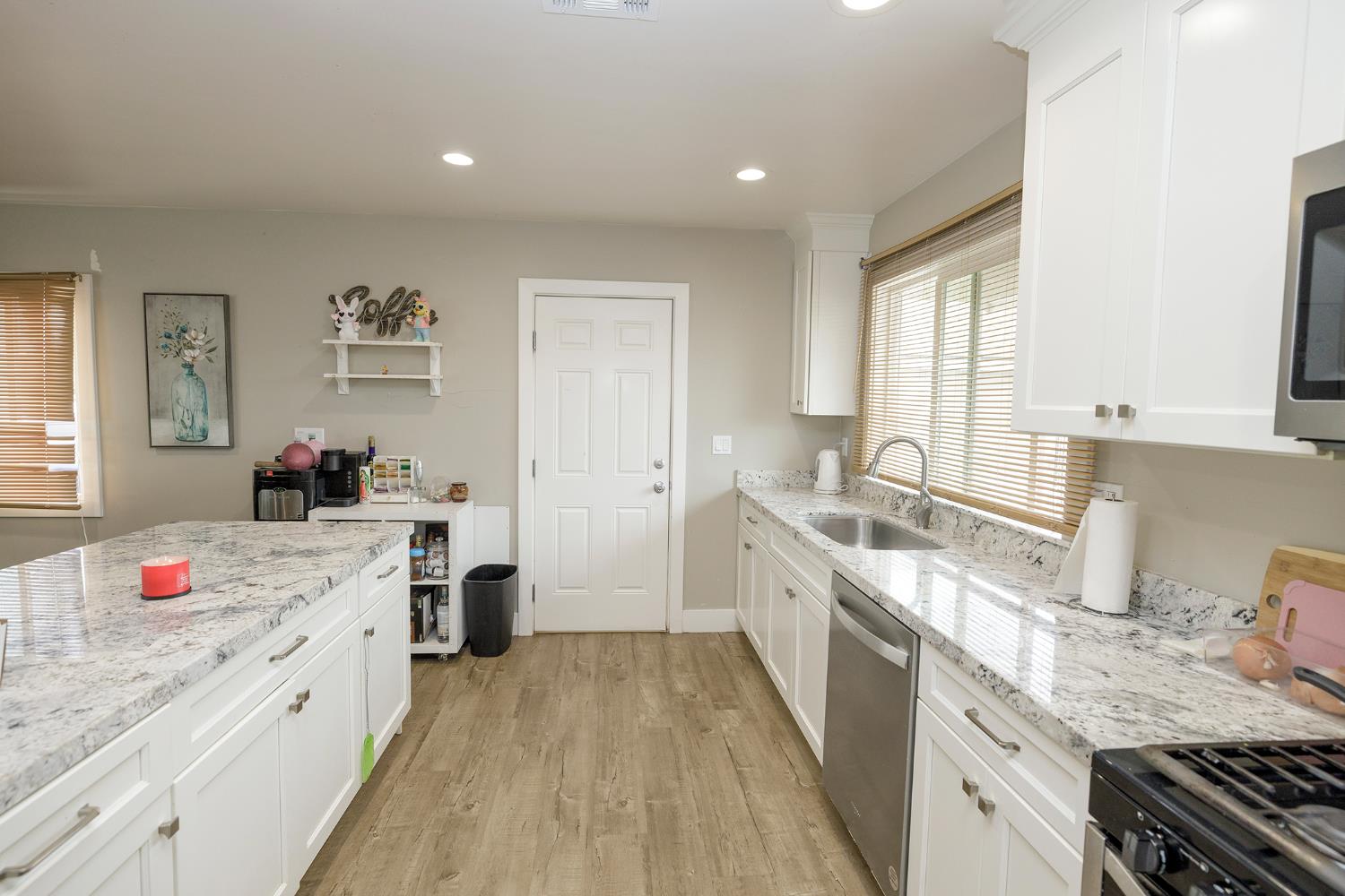 8712 Yosemite Blvd, Modesto, CA 95357