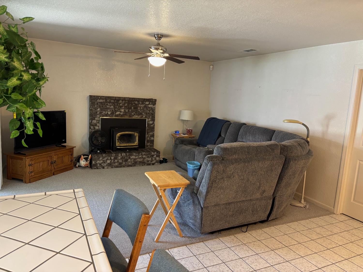 1691 Davis St, Ripon, CA 95366