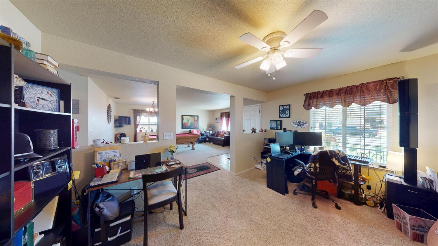 17 Walker Ranch Pkwy, Patterson, CA 95363