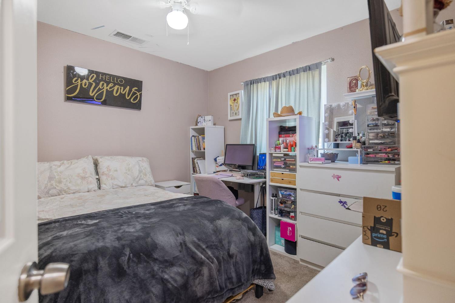 517 Tucker Ave, Fresno, CA 93657