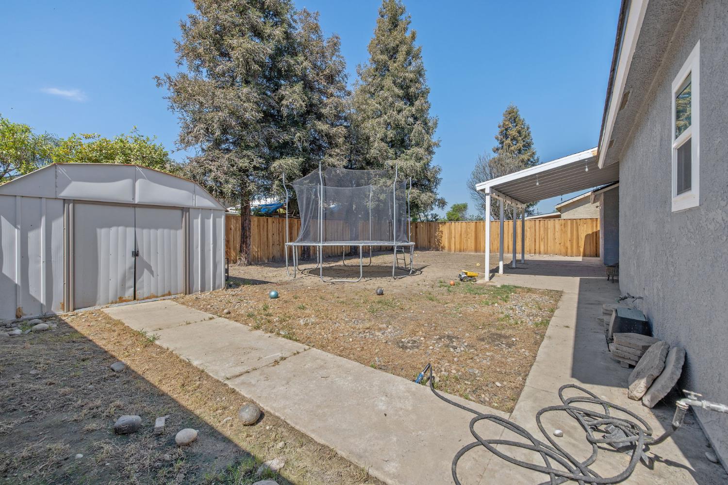517 Tucker Ave, Fresno, CA 93657