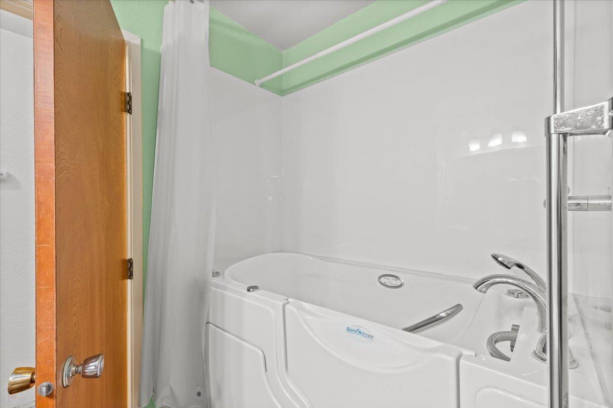 1424 Rose Ave, Modesto, CA 95355