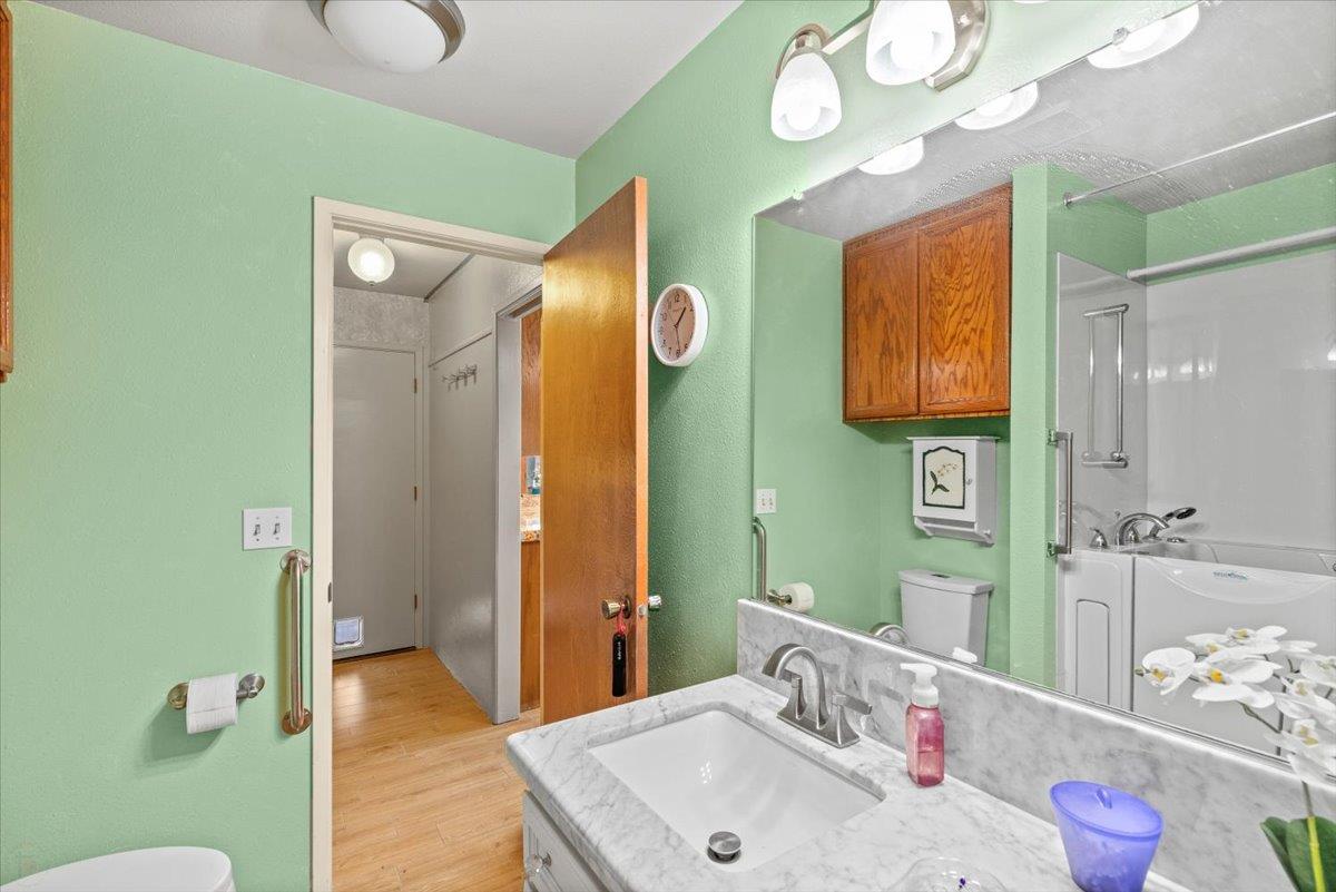 1424 Rose Ave, Modesto, CA 95355