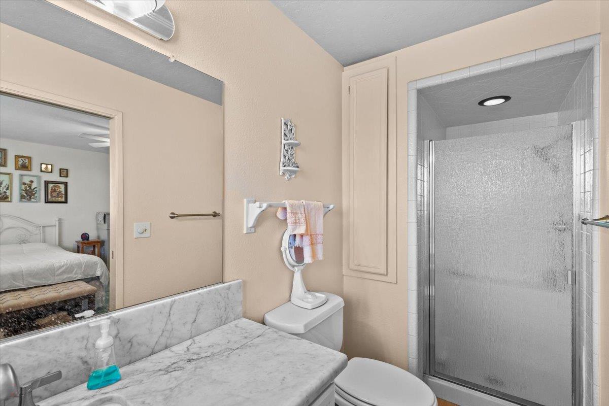 1424 Rose Ave, Modesto, CA 95355