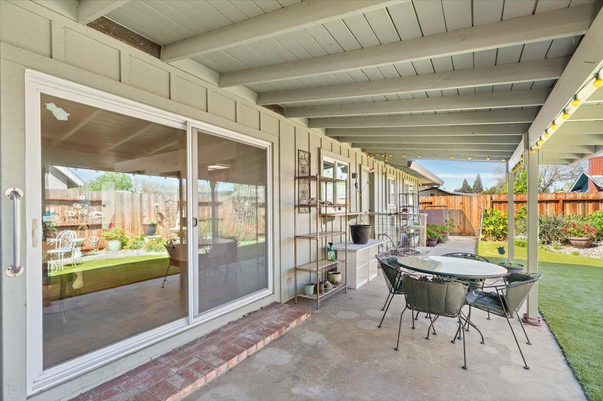 1424 Rose Ave, Modesto, CA 95355