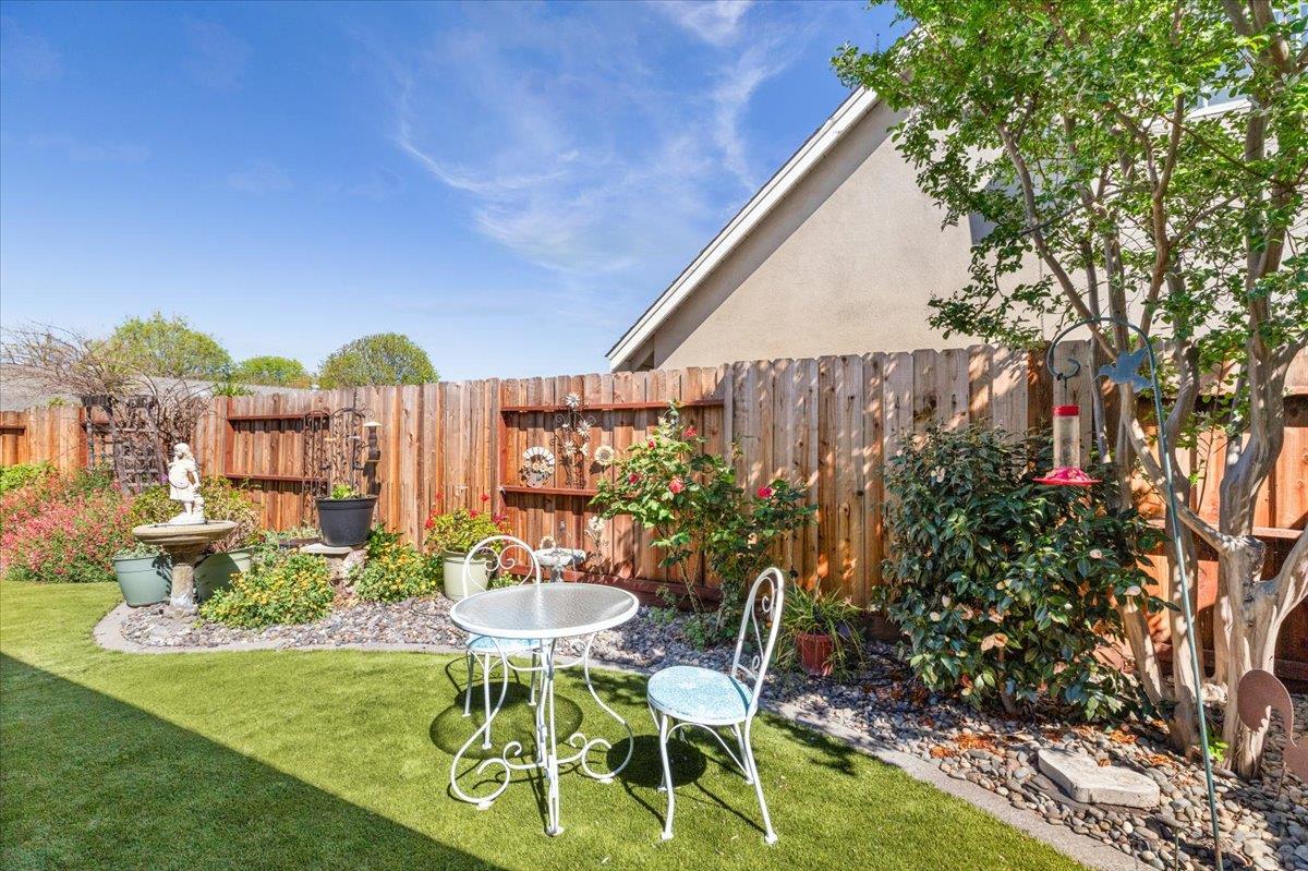 1424 Rose Ave, Modesto, CA 95355