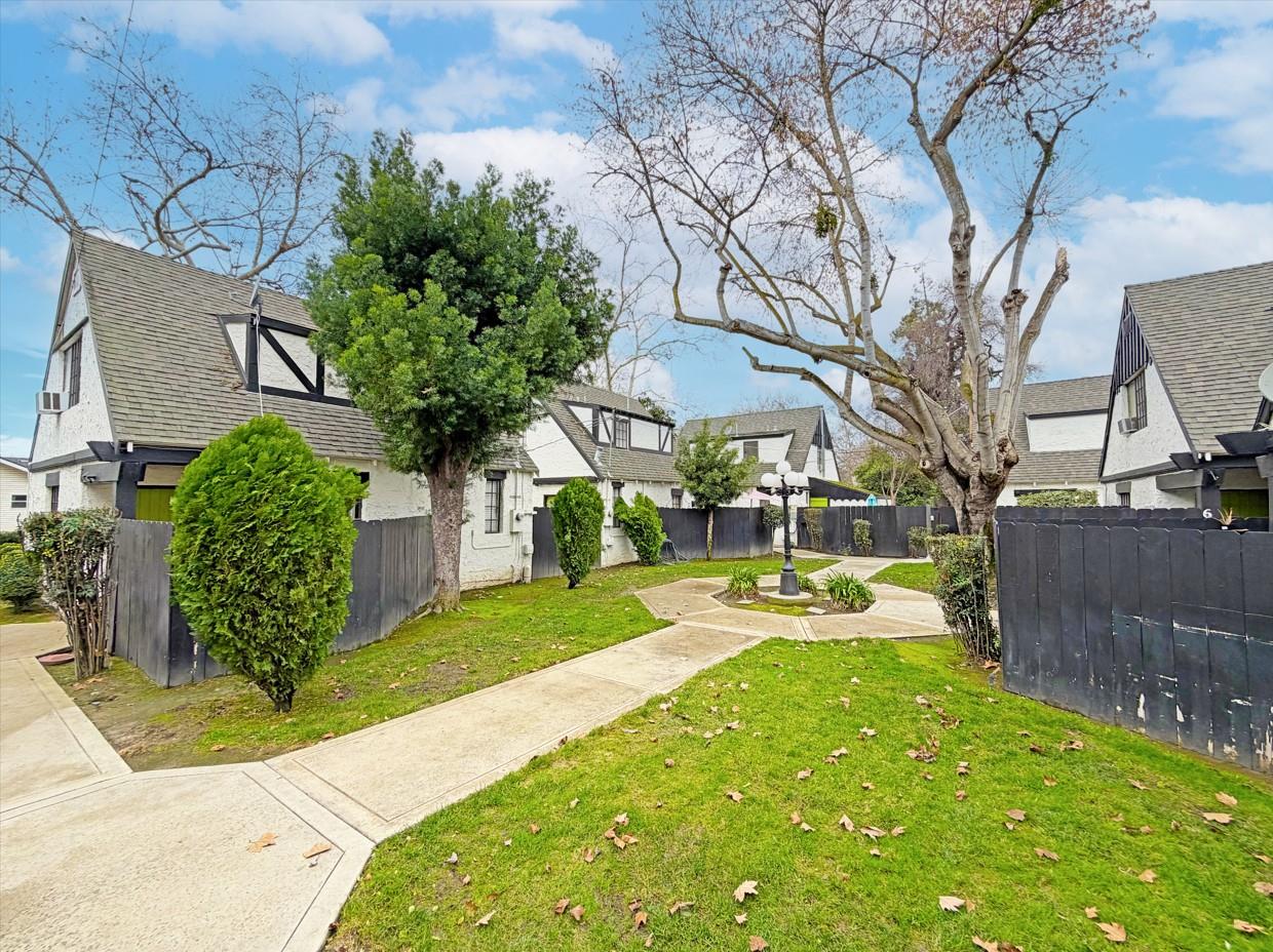 607 E Marshall St, Turlock, CA 95380