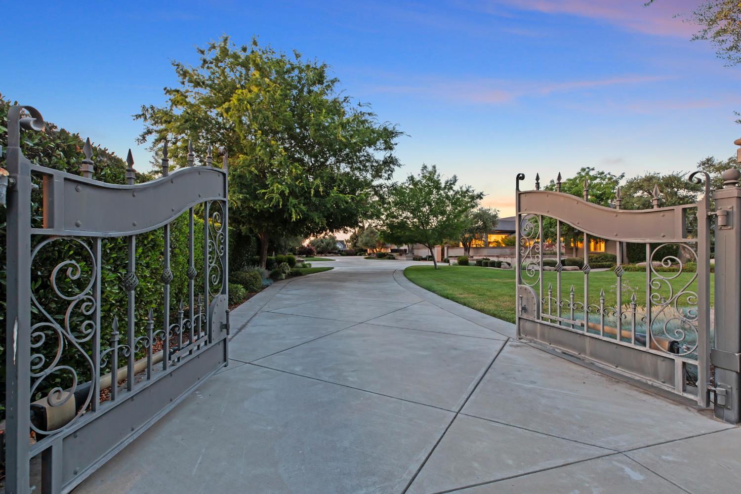 29533 E Chapman Way, Escalon, CA 95320