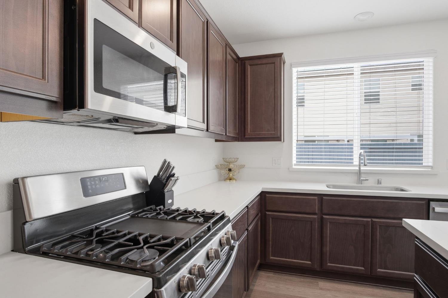 5520 Cora Way, Keyes, CA 95328