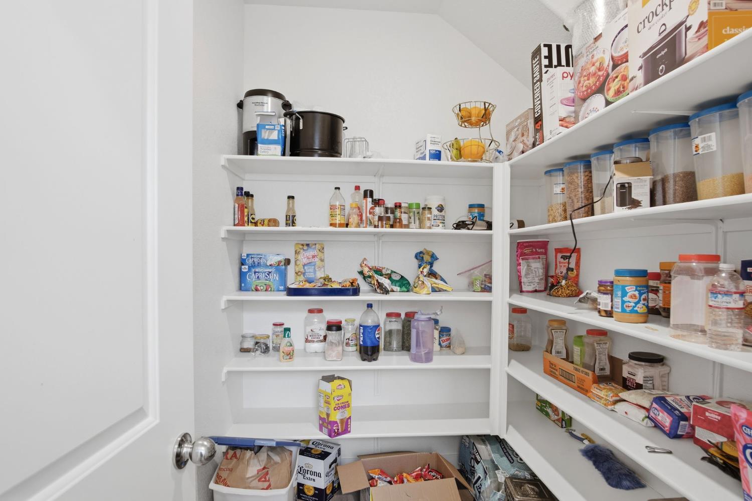 5520 Cora Way, Keyes, CA 95328