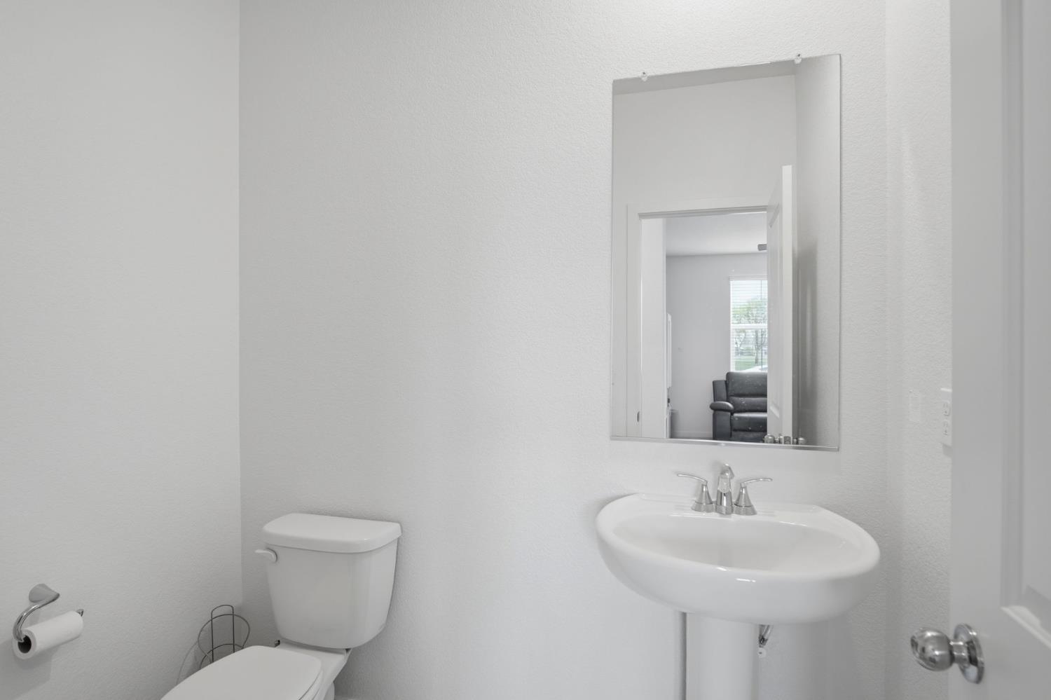 5520 Cora Way, Keyes, CA 95328