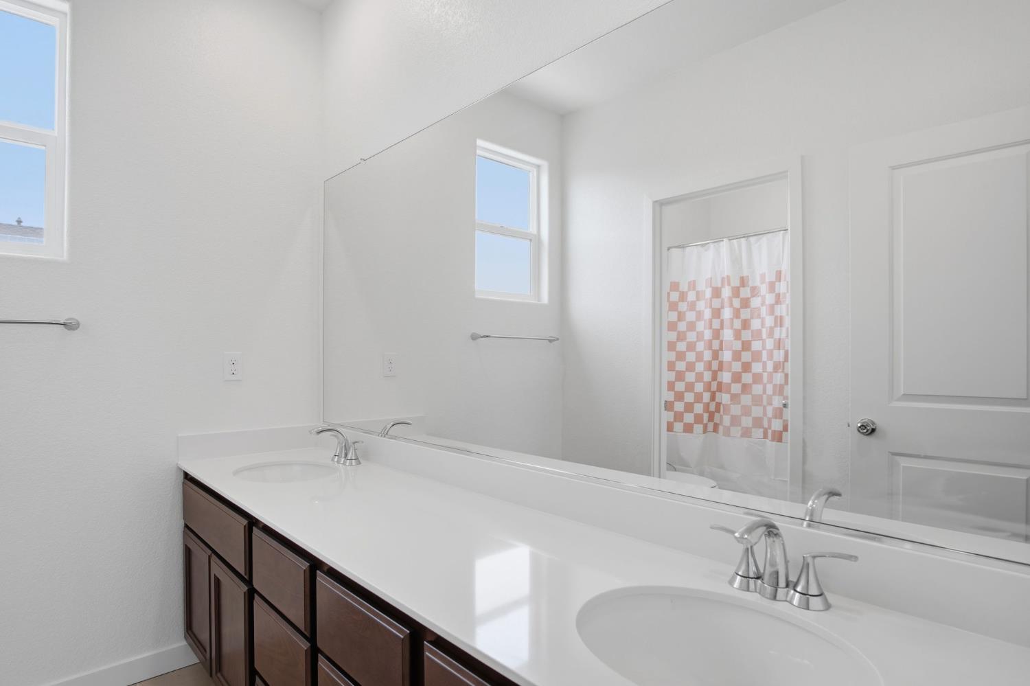 5520 Cora Way, Keyes, CA 95328