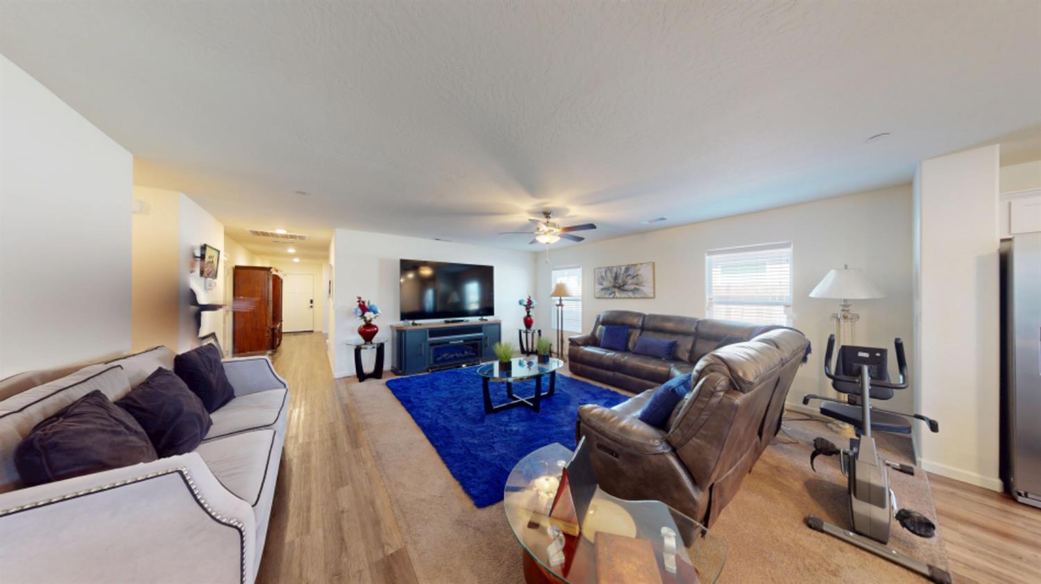 1569 Concord Ave, Madera, CA 93637