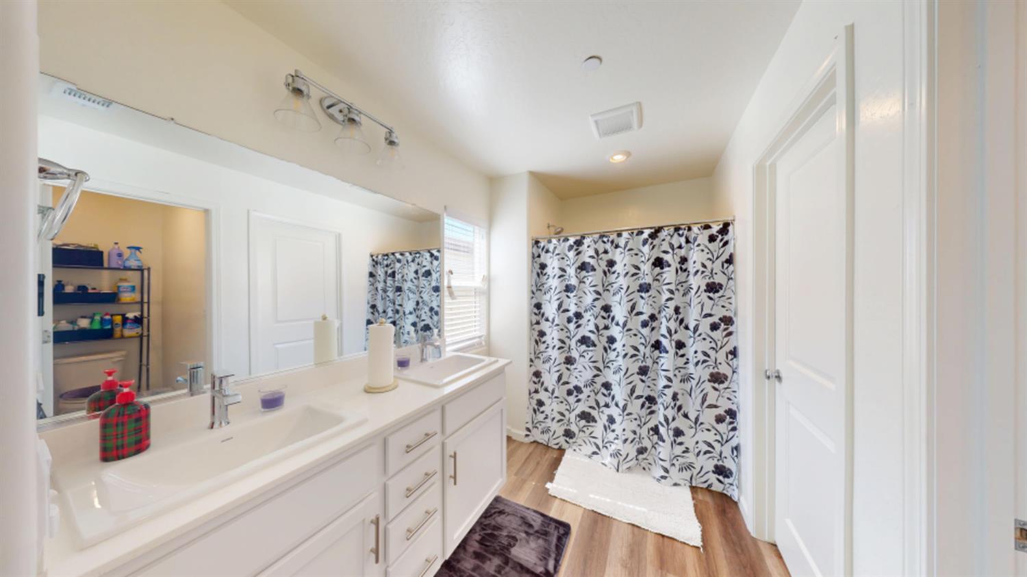 1569 Concord Ave, Madera, CA 93637