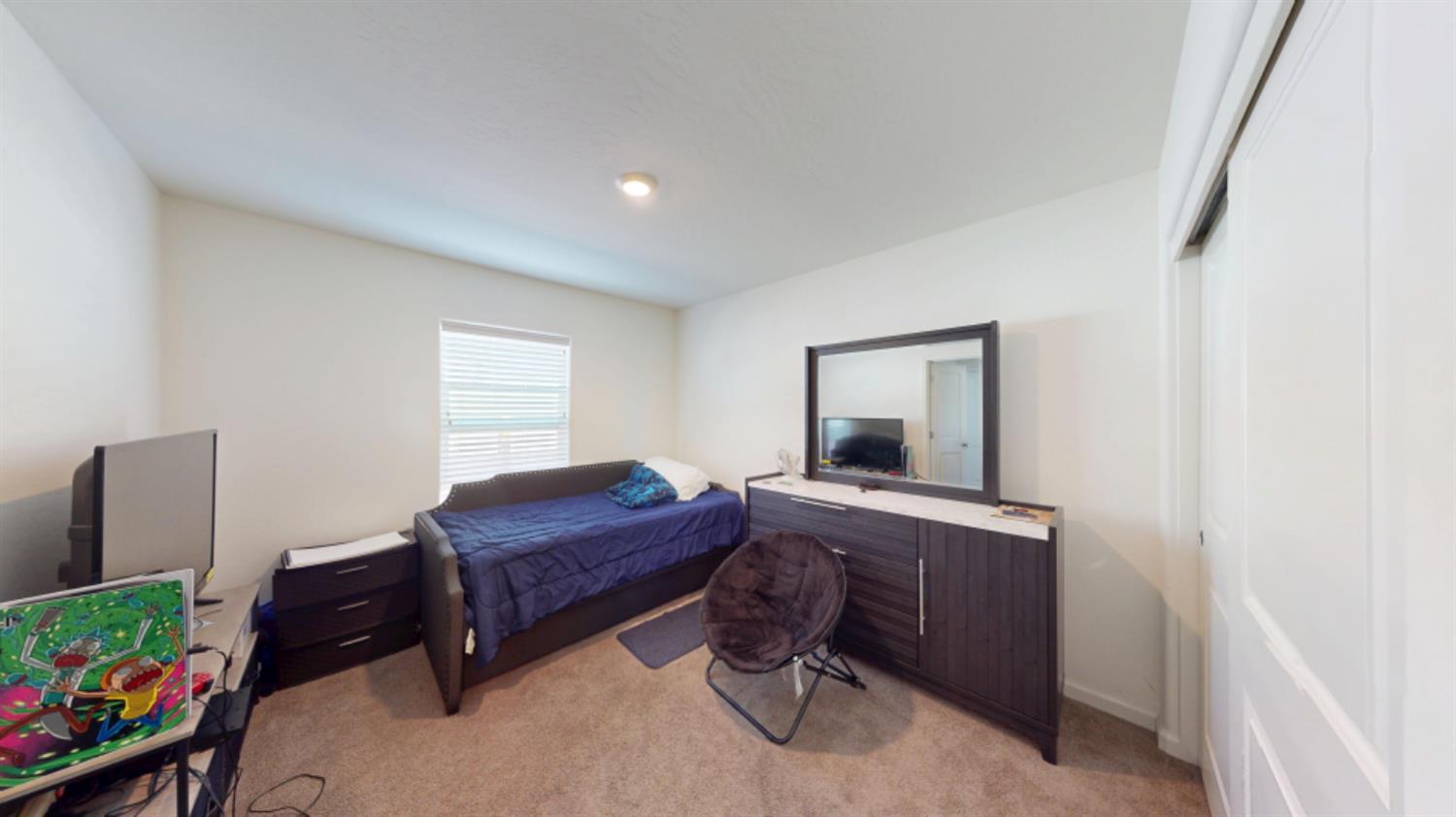 1569 Concord Ave, Madera, CA 93637