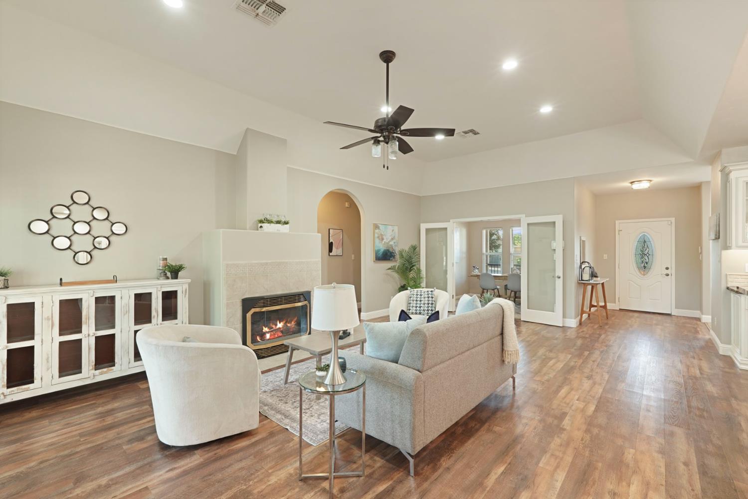 1187 S Mohler Rd, Ripon, CA 95366